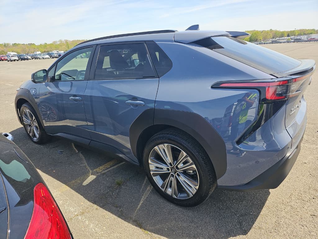 2025 Subaru Solterra view 4