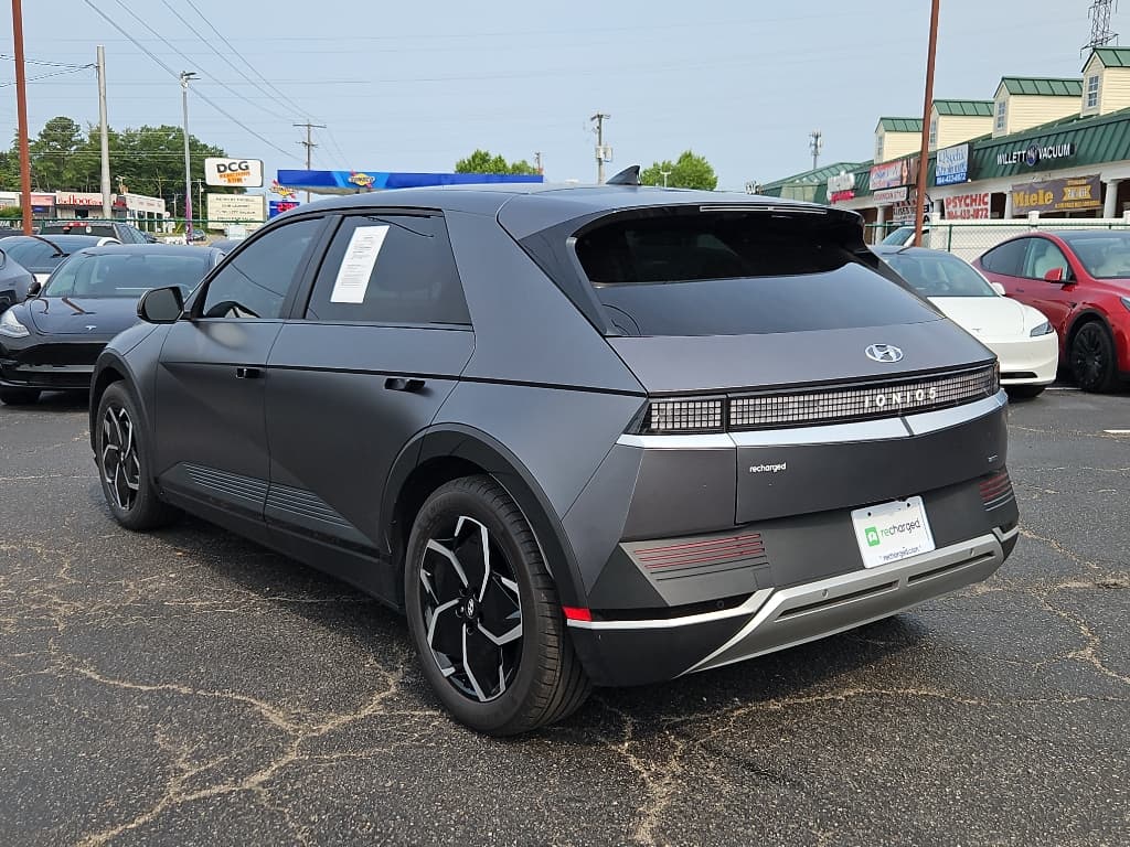 2022 Hyundai IONIQ 5 view 2