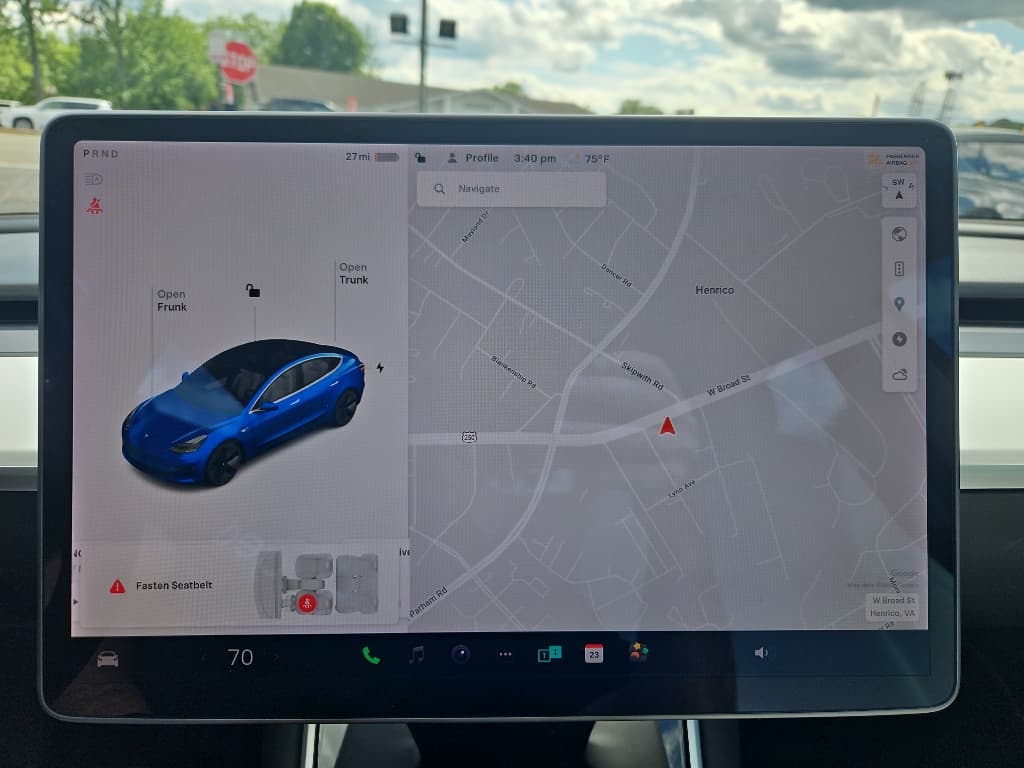 2018 Tesla Model 3 view 10