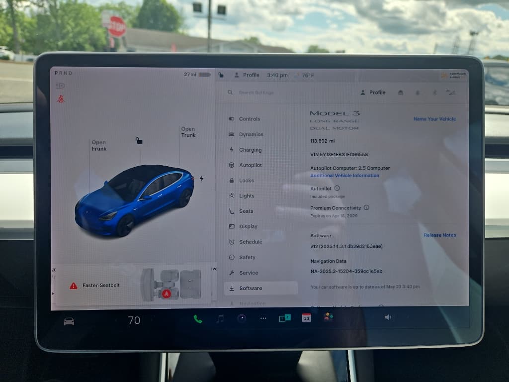 2018 Tesla Model 3 view 9