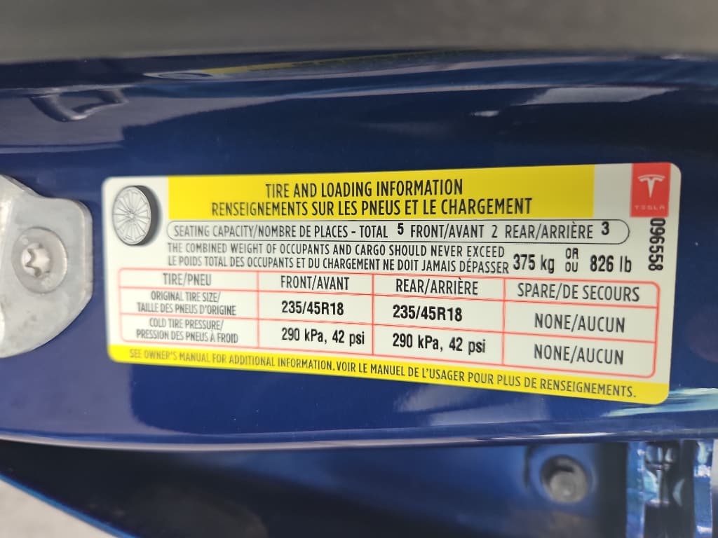 2018 Tesla Model 3 view 22