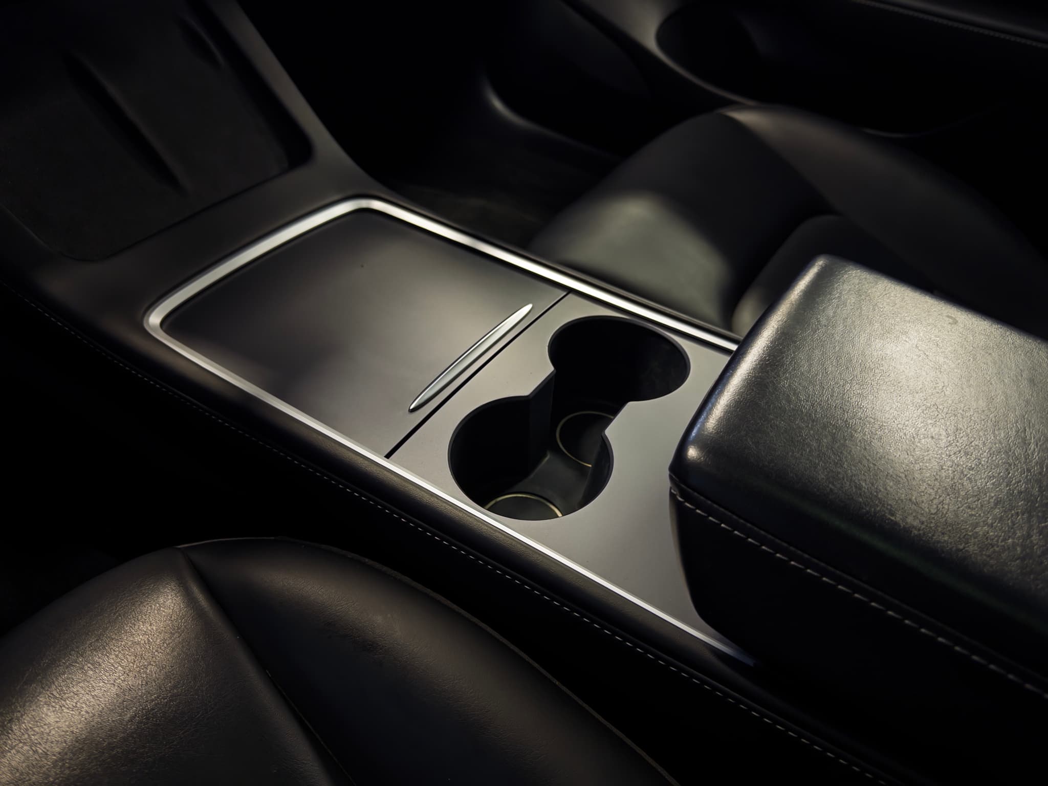2021 Tesla Model 3 view 17