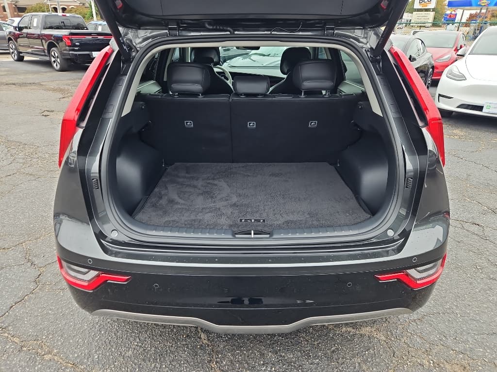 2024 Kia Niro EV view 27