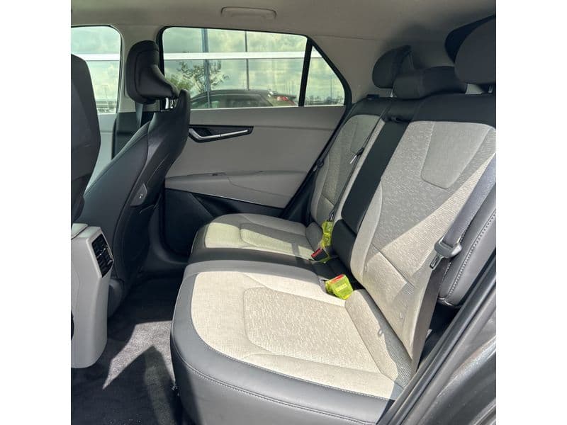 2024 Kia Niro EV view 6
