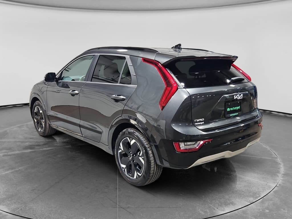 2024 Kia Niro EV view 2