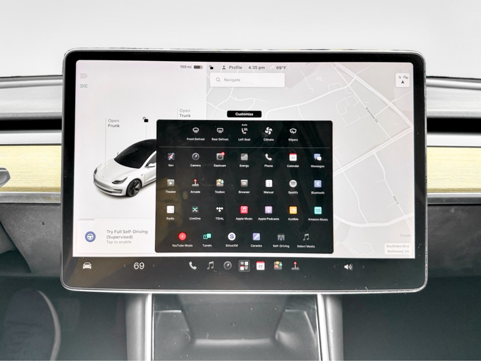 2018 Tesla Model 3 view 11