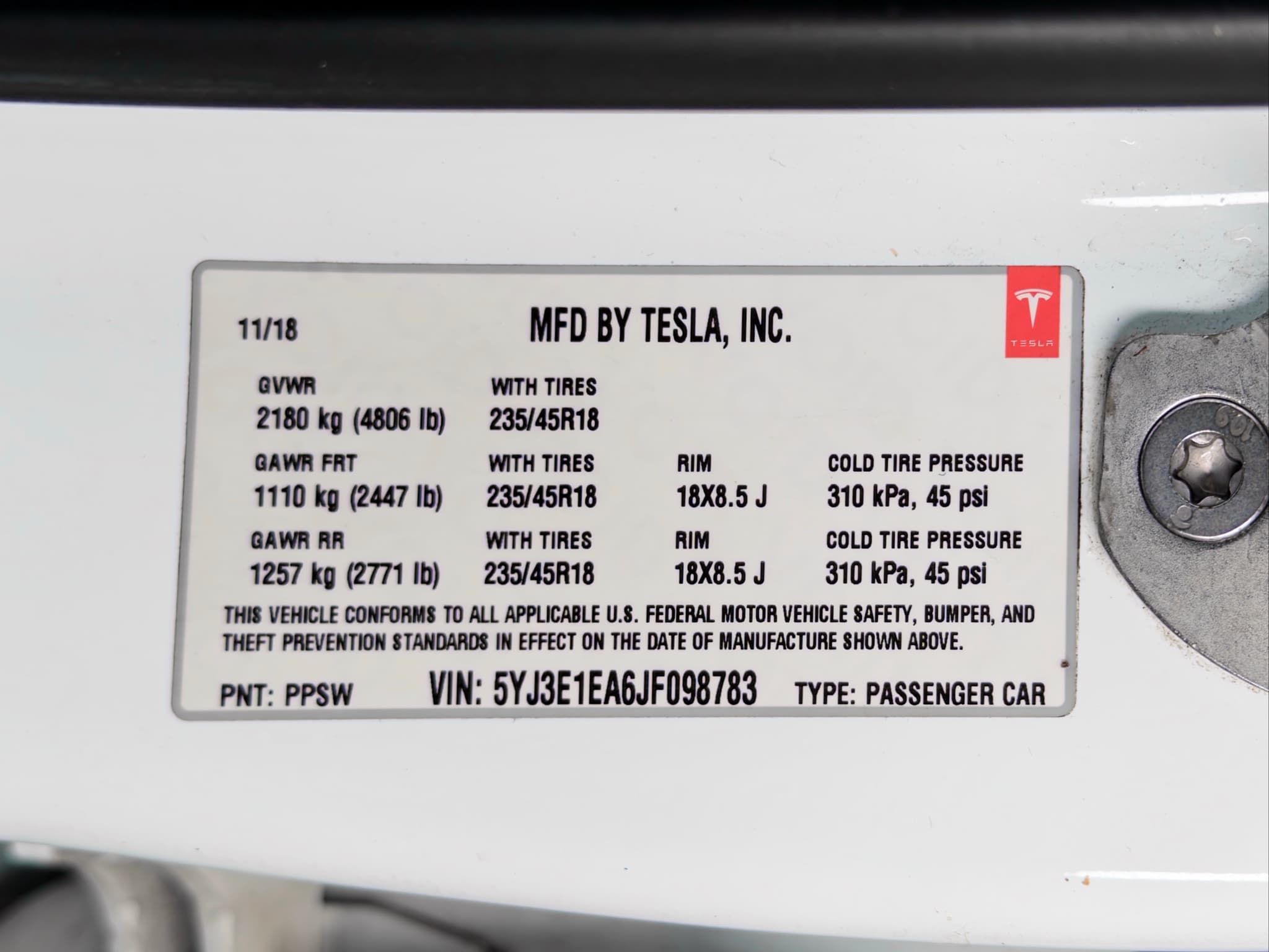 2018 Tesla Model 3 view 29