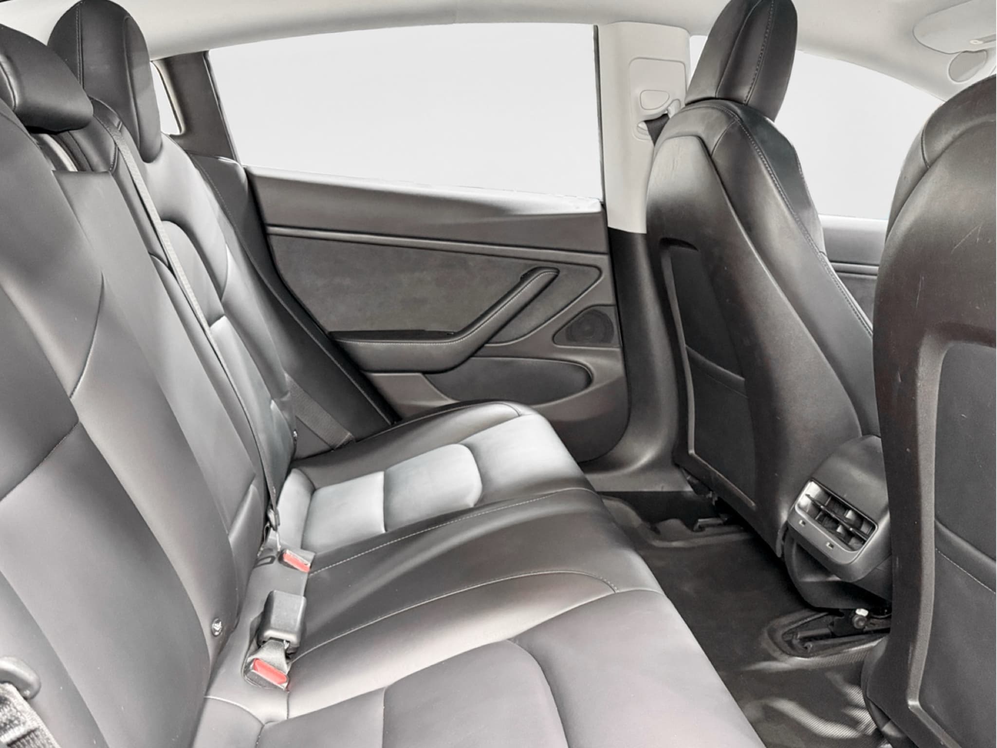 2018 Tesla Model 3 view 22
