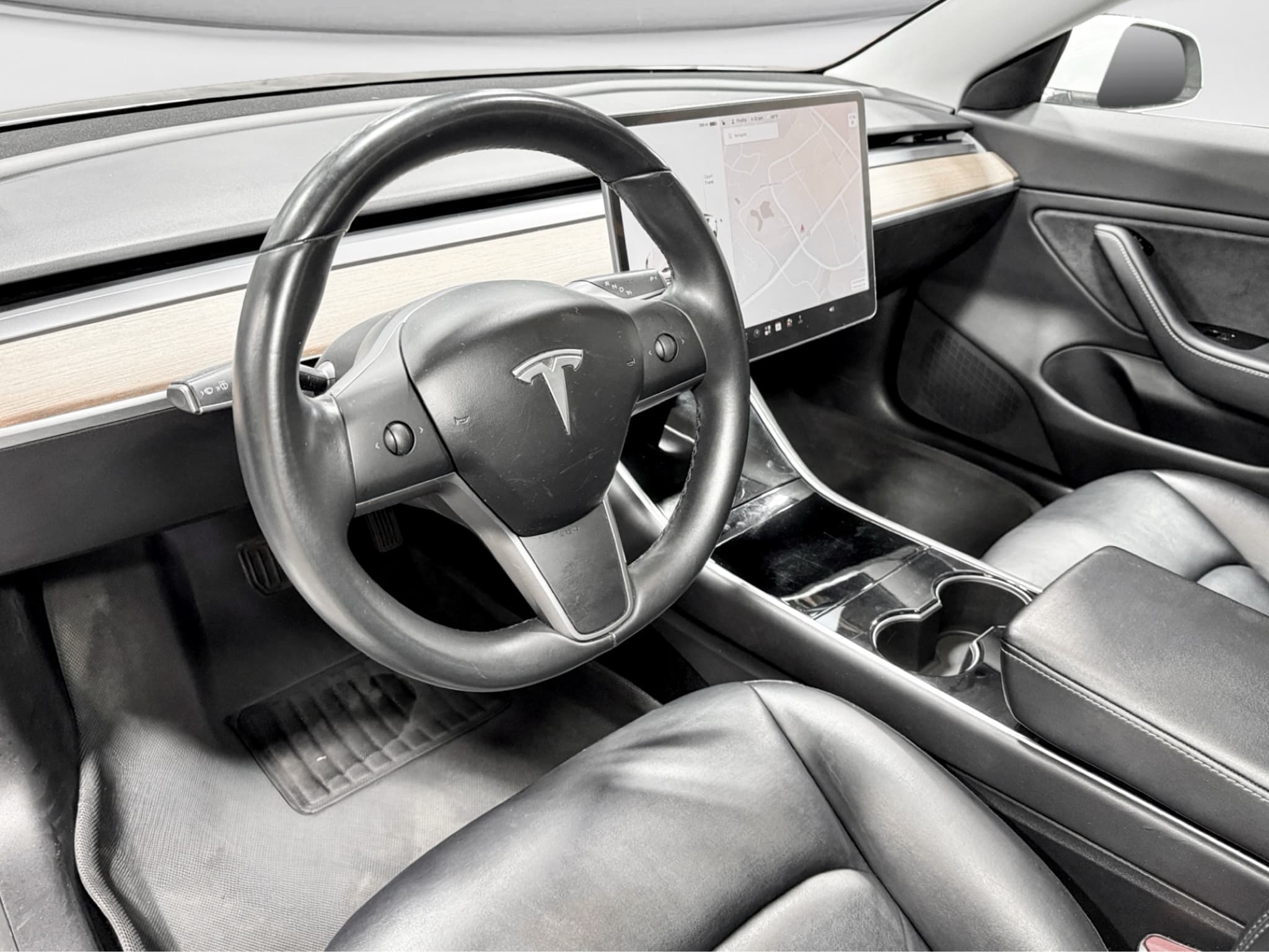 2018 Tesla Model 3 view 18