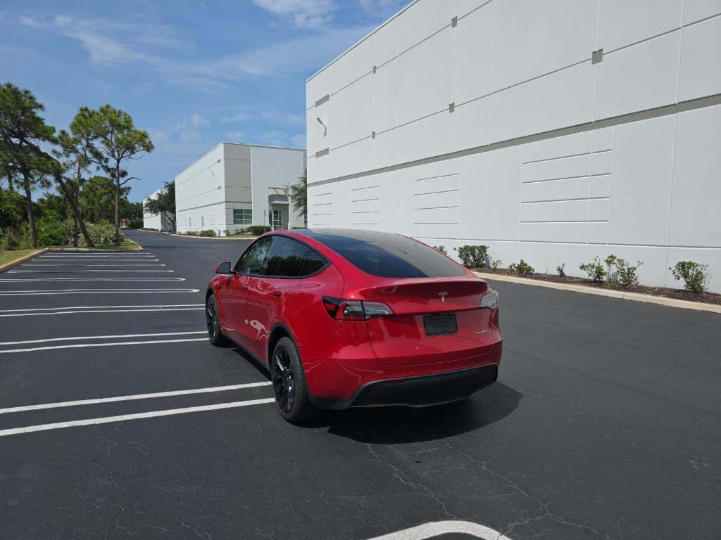 2023 Tesla Model Y view 3