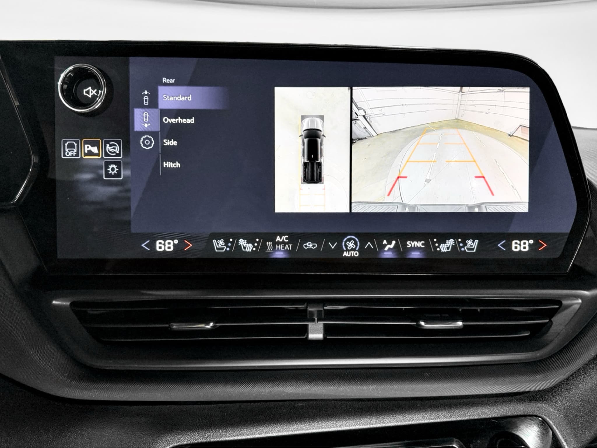 2025 Chevrolet Silverado EV view 13