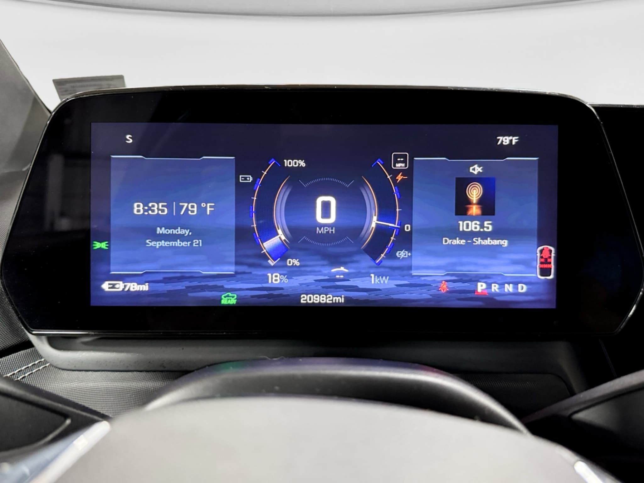 2025 Chevrolet Silverado EV view 9