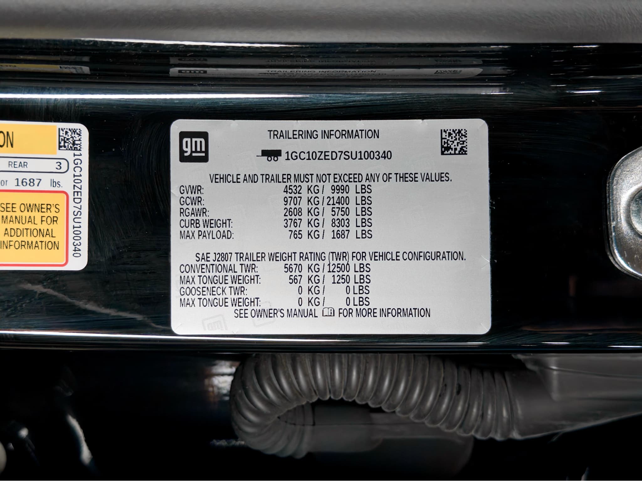 2025 Chevrolet Silverado EV view 29
