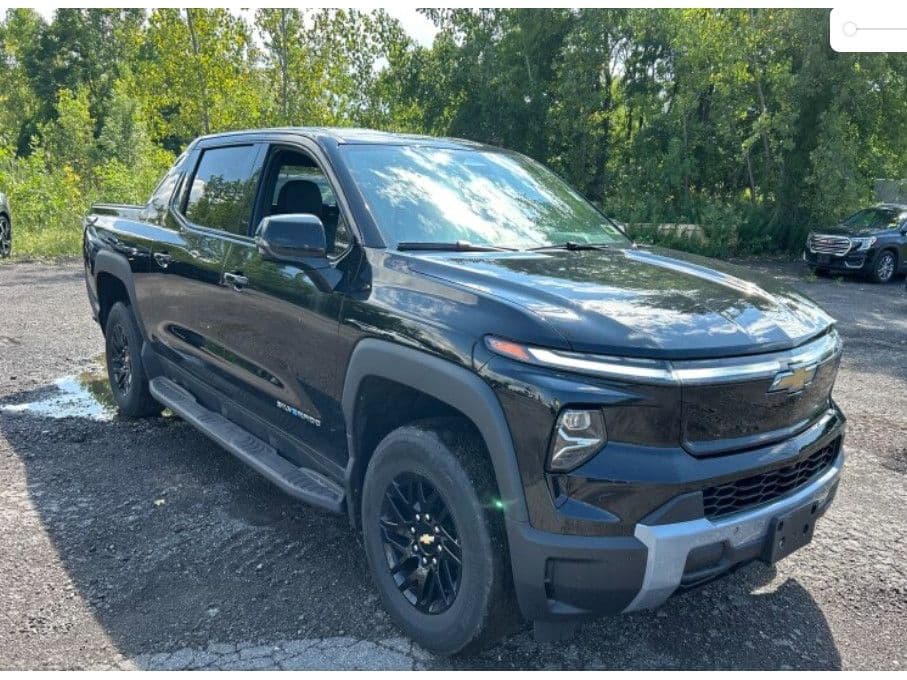 2025 Chevrolet Silverado EV view 2