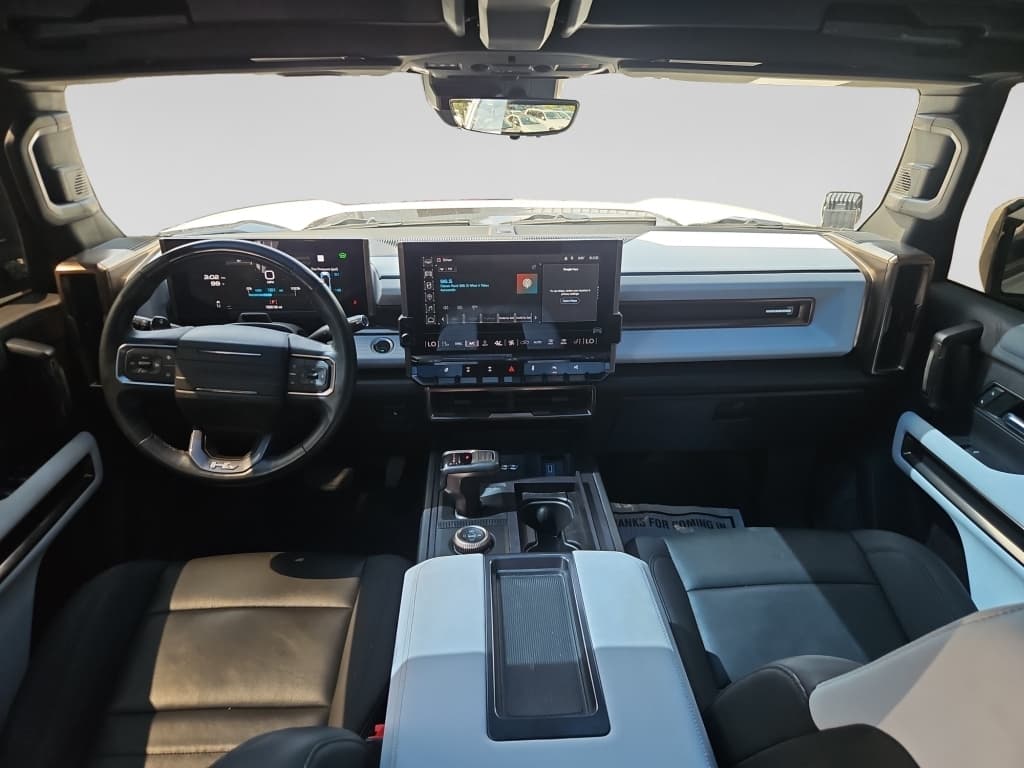 2022 GMC Hummer EV view 15
