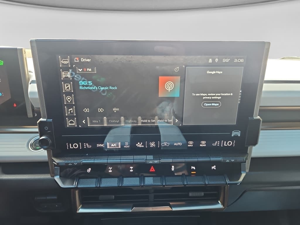 2022 GMC Hummer EV view 13