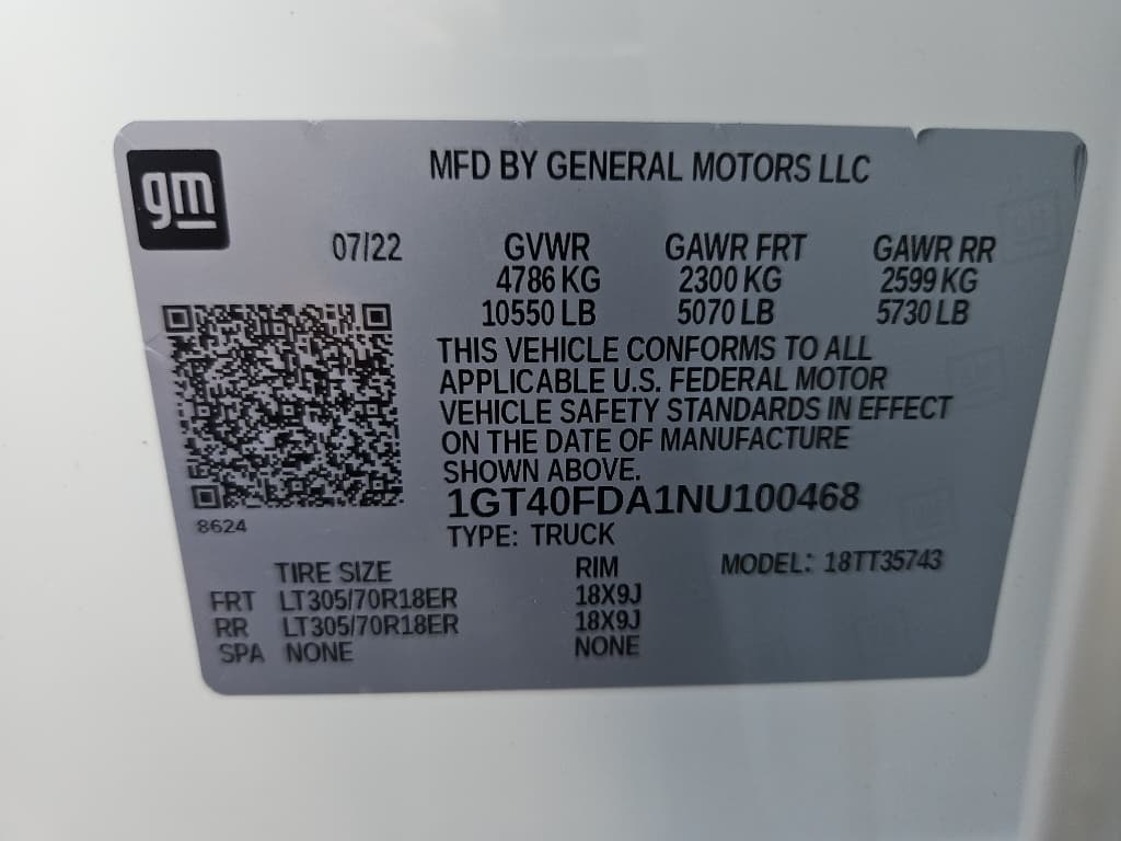 2022 GMC Hummer EV view 24