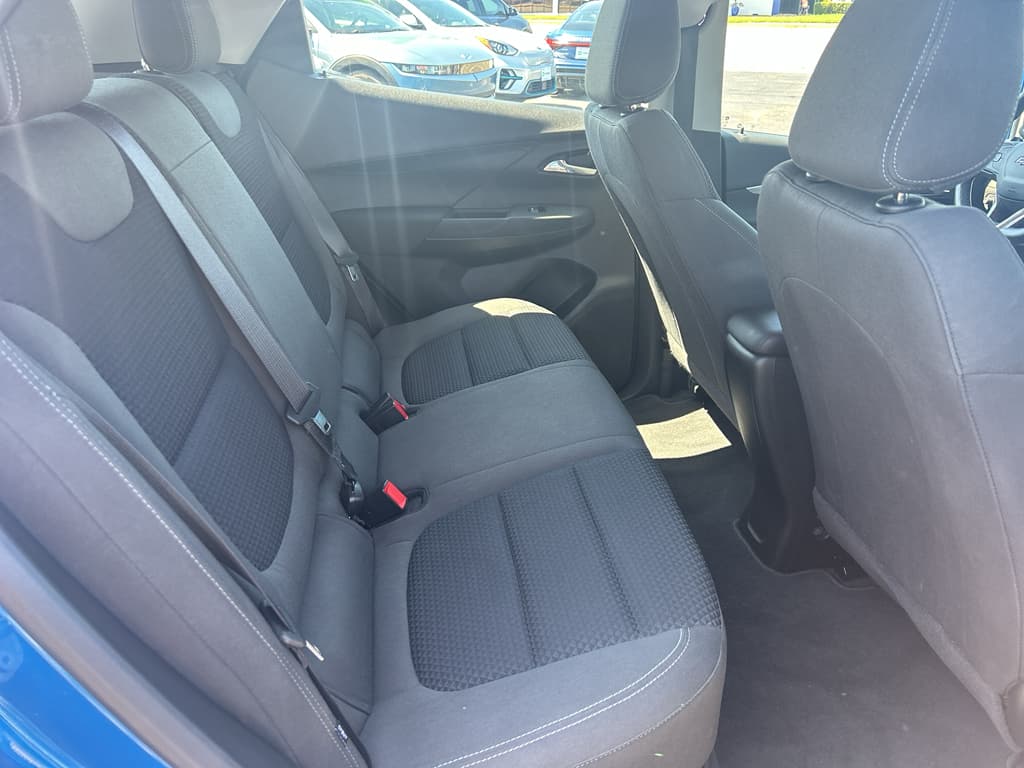 2022 Chevrolet Bolt EV view 18