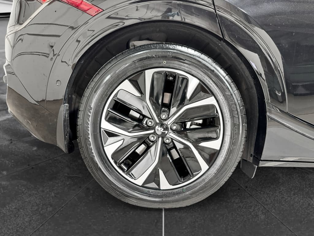 2023 Kia EV6 view 38