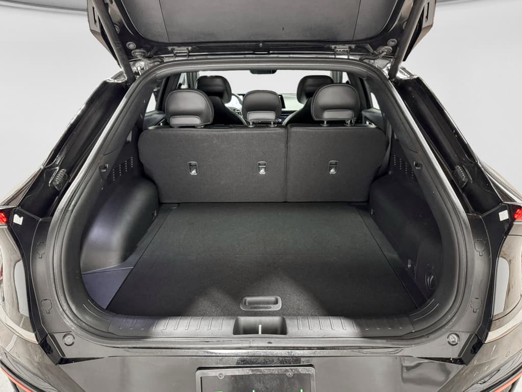 2023 Kia EV6 view 28