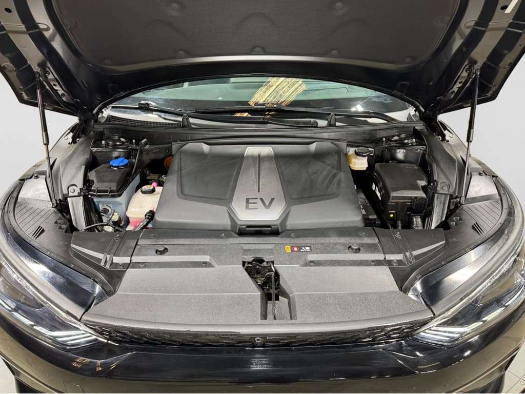 2023 Kia EV6 view 26