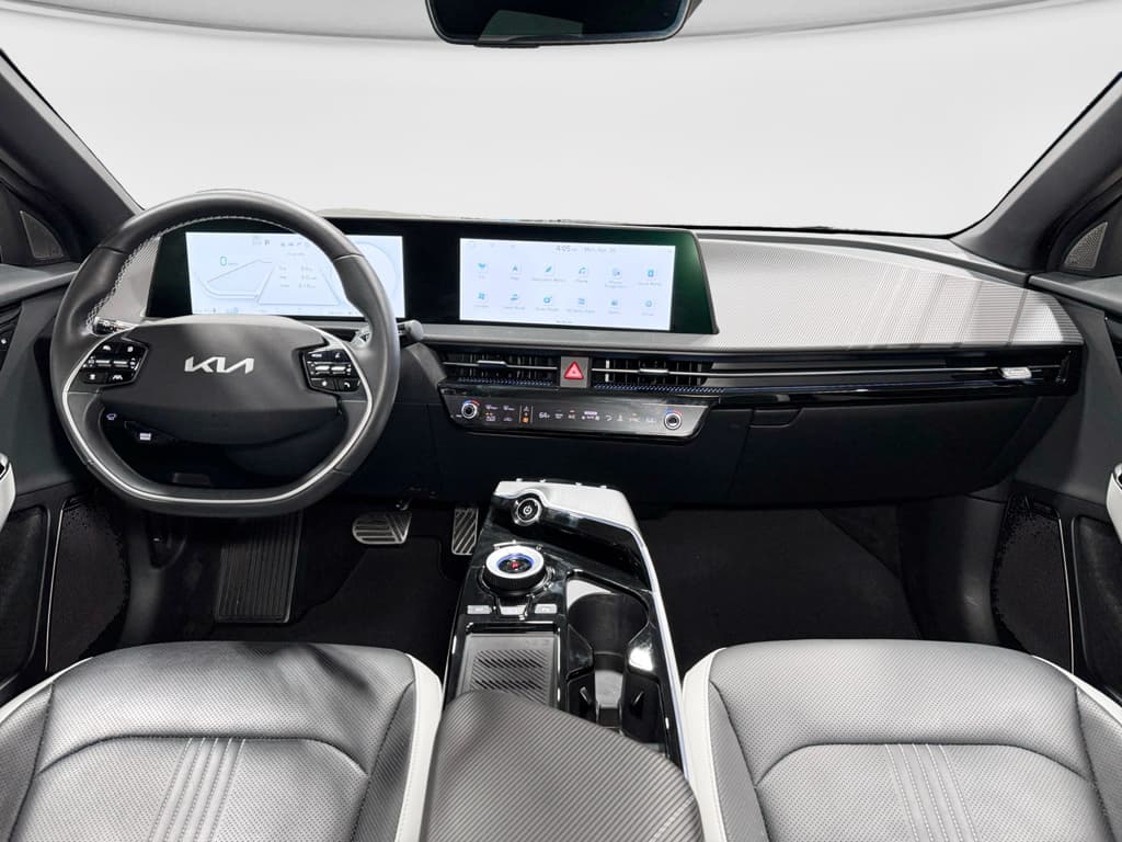 2023 Kia EV6 view 16