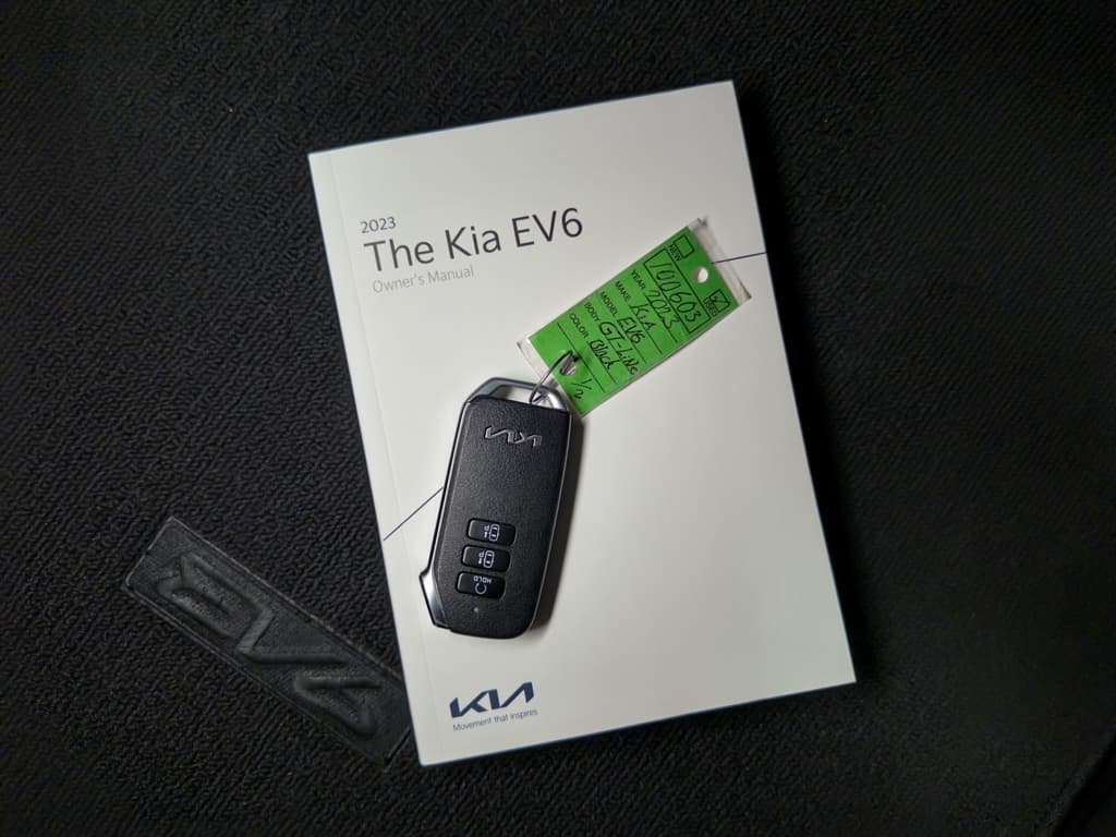 2023 Kia EV6 view 24