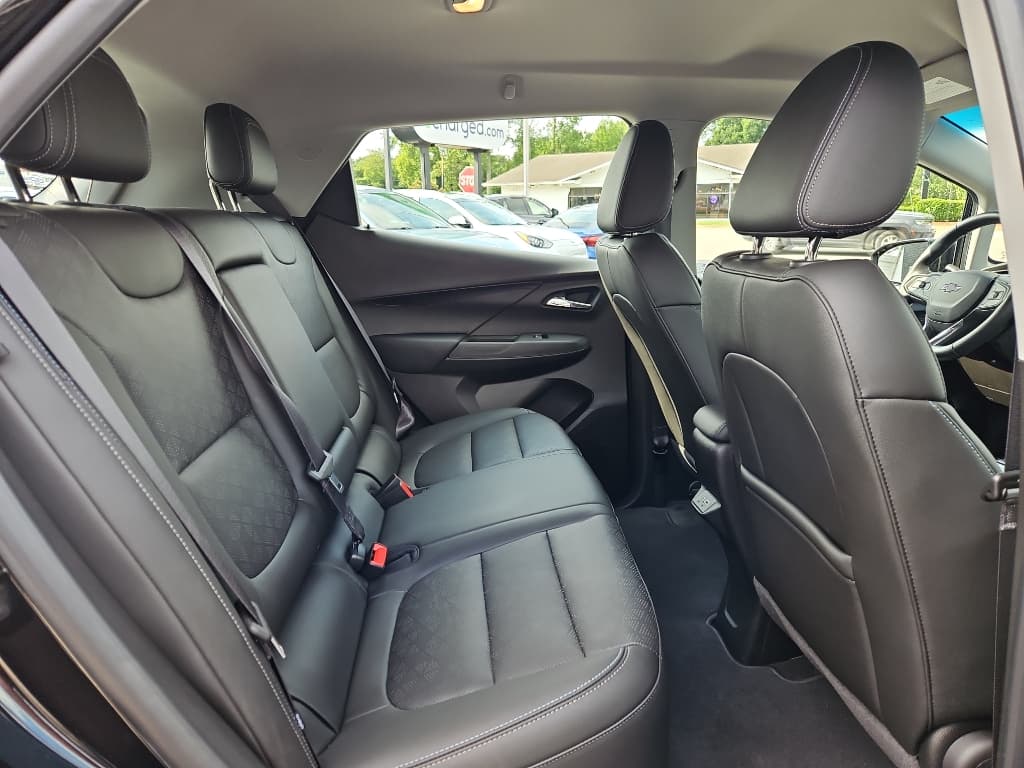 2022 Chevrolet Bolt EV view 22
