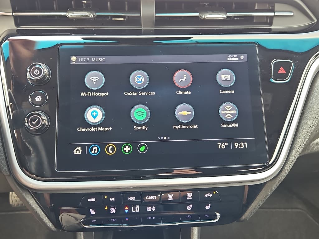 2022 Chevrolet Bolt EV view 10