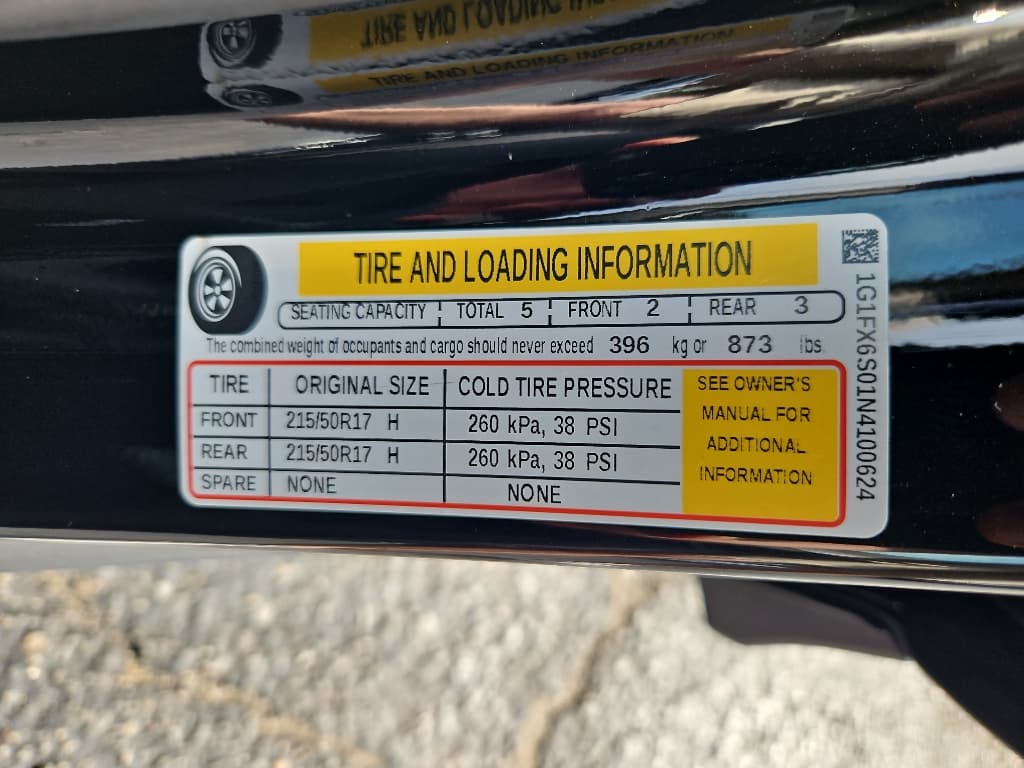 2022 Chevrolet Bolt EV view 25