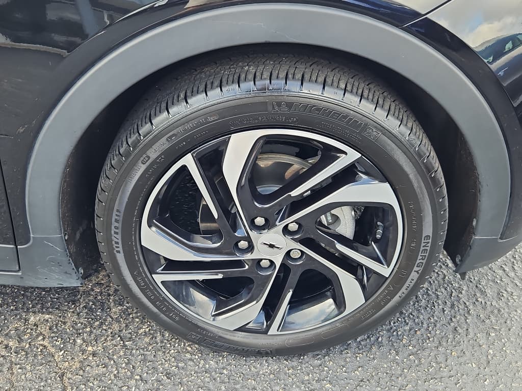 2022 Chevrolet Bolt EV view 32