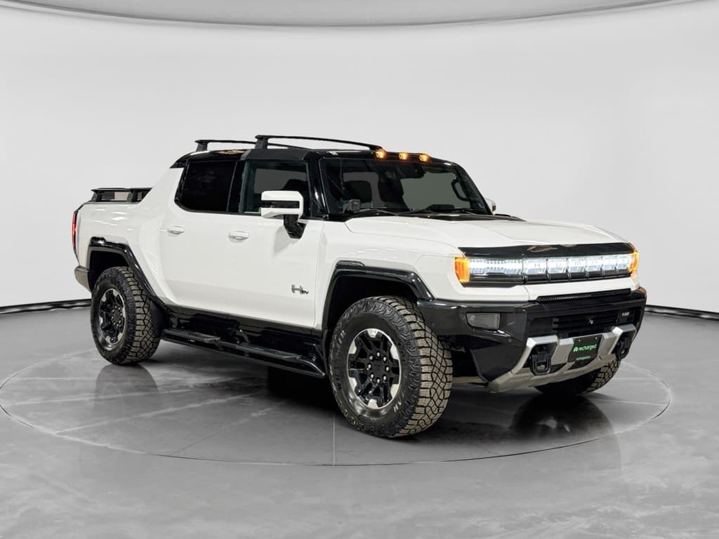 2022 GMC Hummer EV view 4