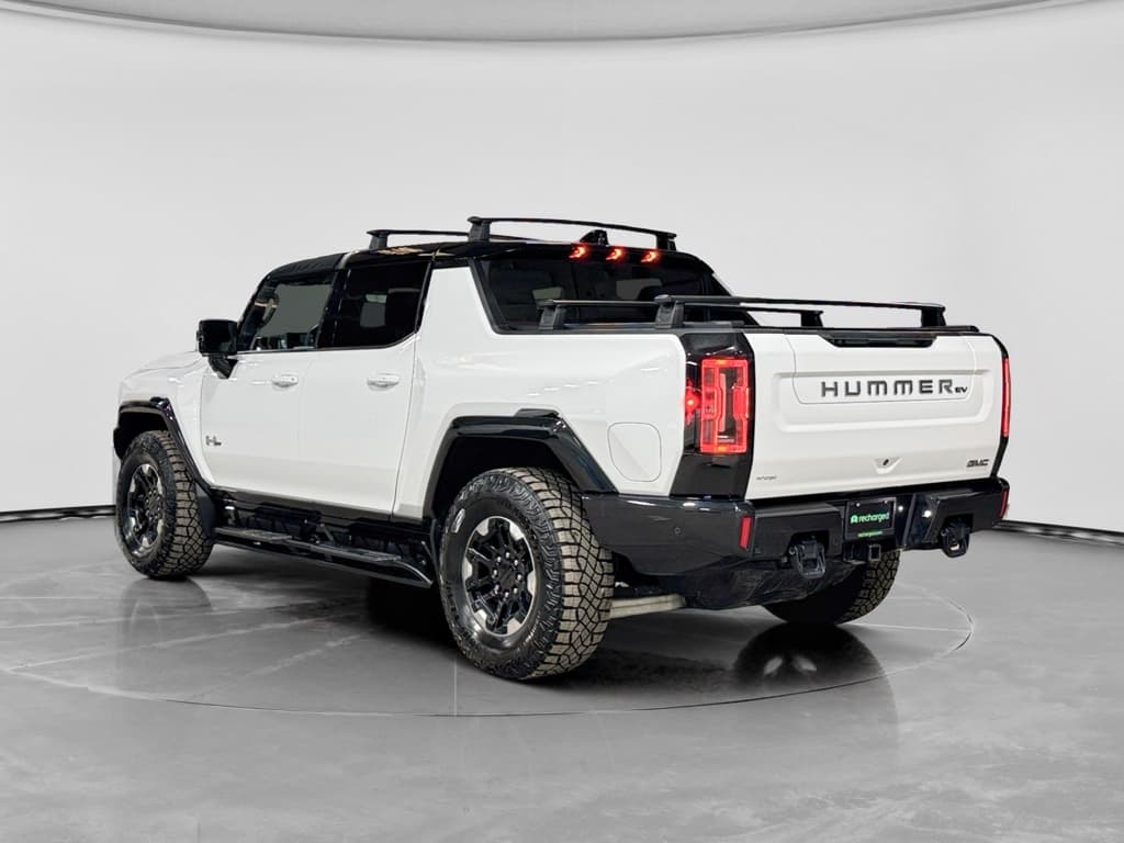 2022 GMC Hummer EV view 2