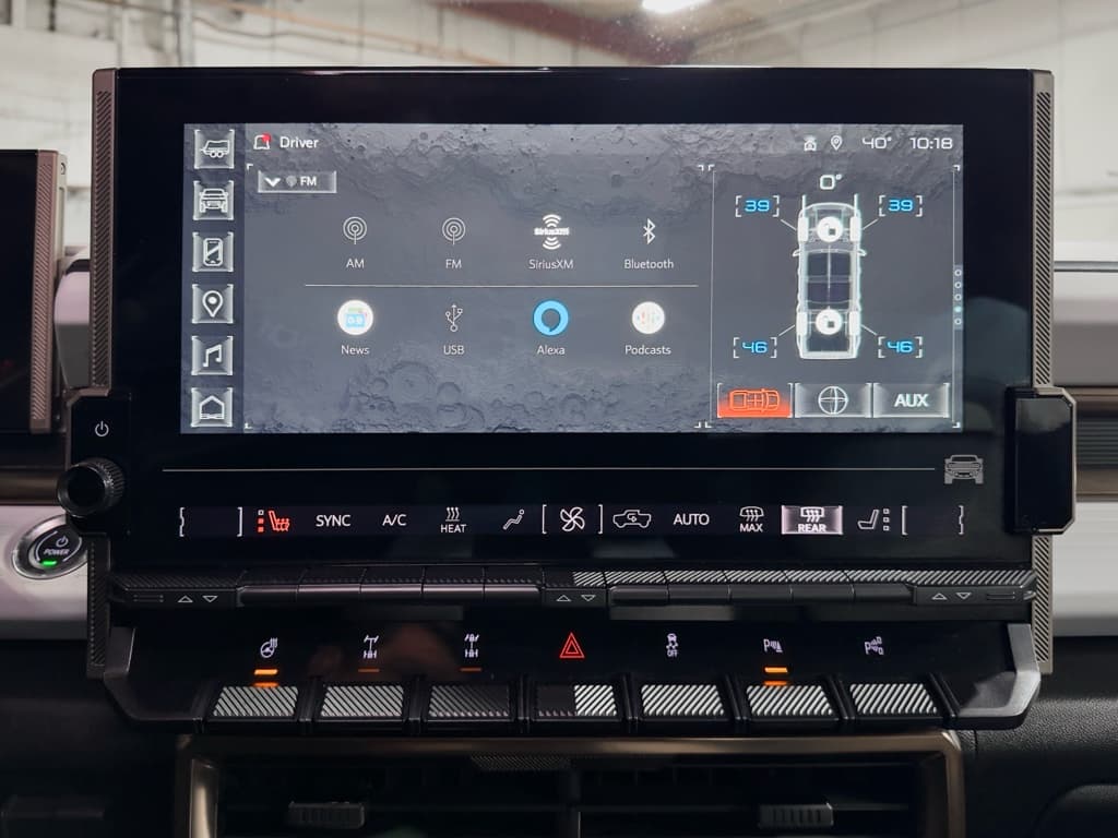 2022 GMC Hummer EV view 13