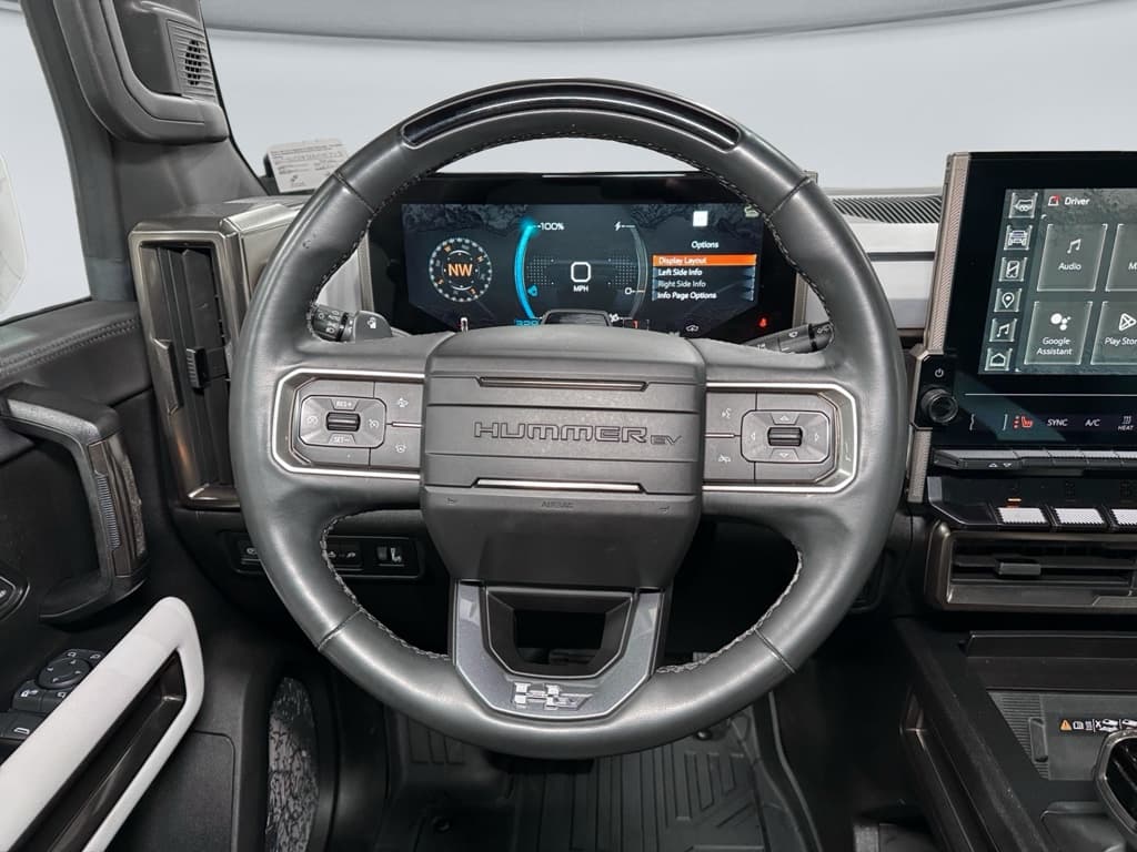 2022 GMC Hummer EV view 9