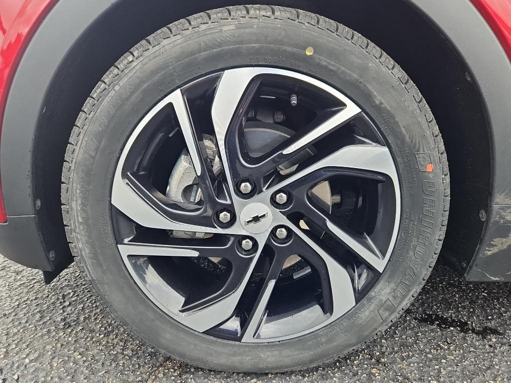 2022 Chevrolet Bolt EV view 23