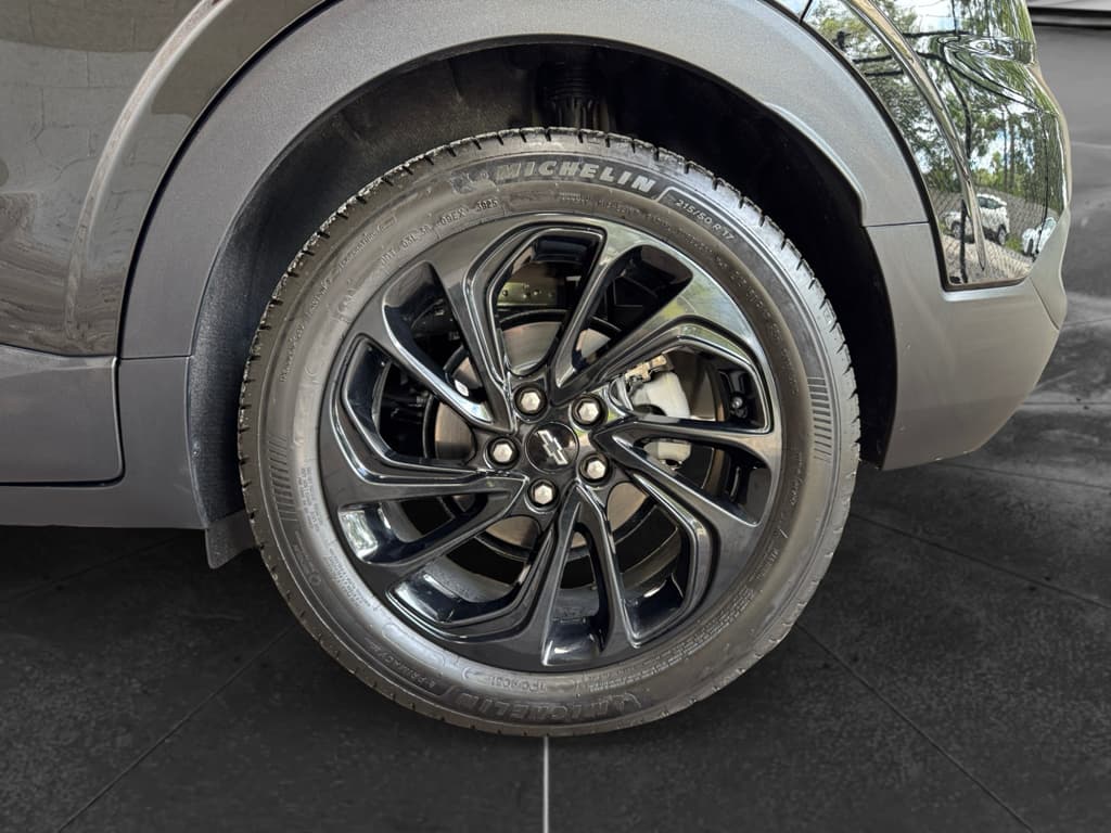 2027 Chevrolet Bolt view 31