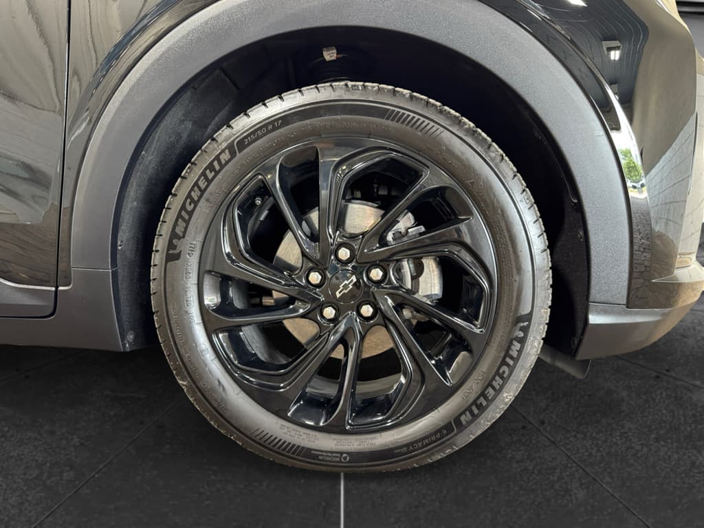 2027 Chevrolet Bolt view 33