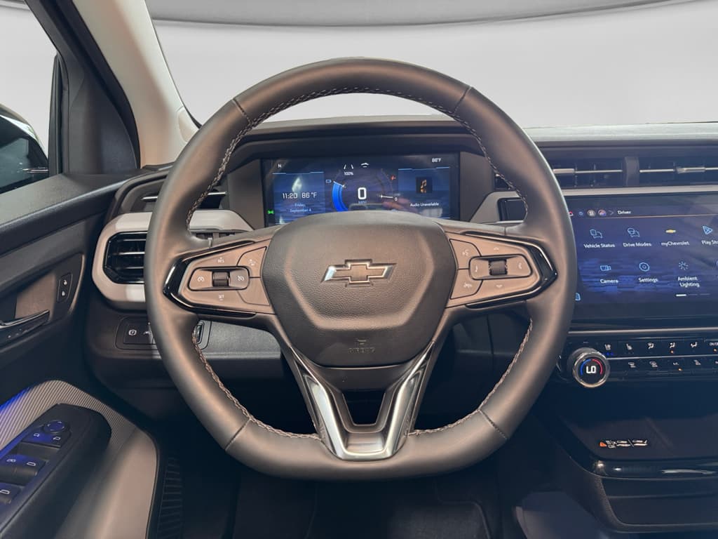 2027 Chevrolet Bolt view 8