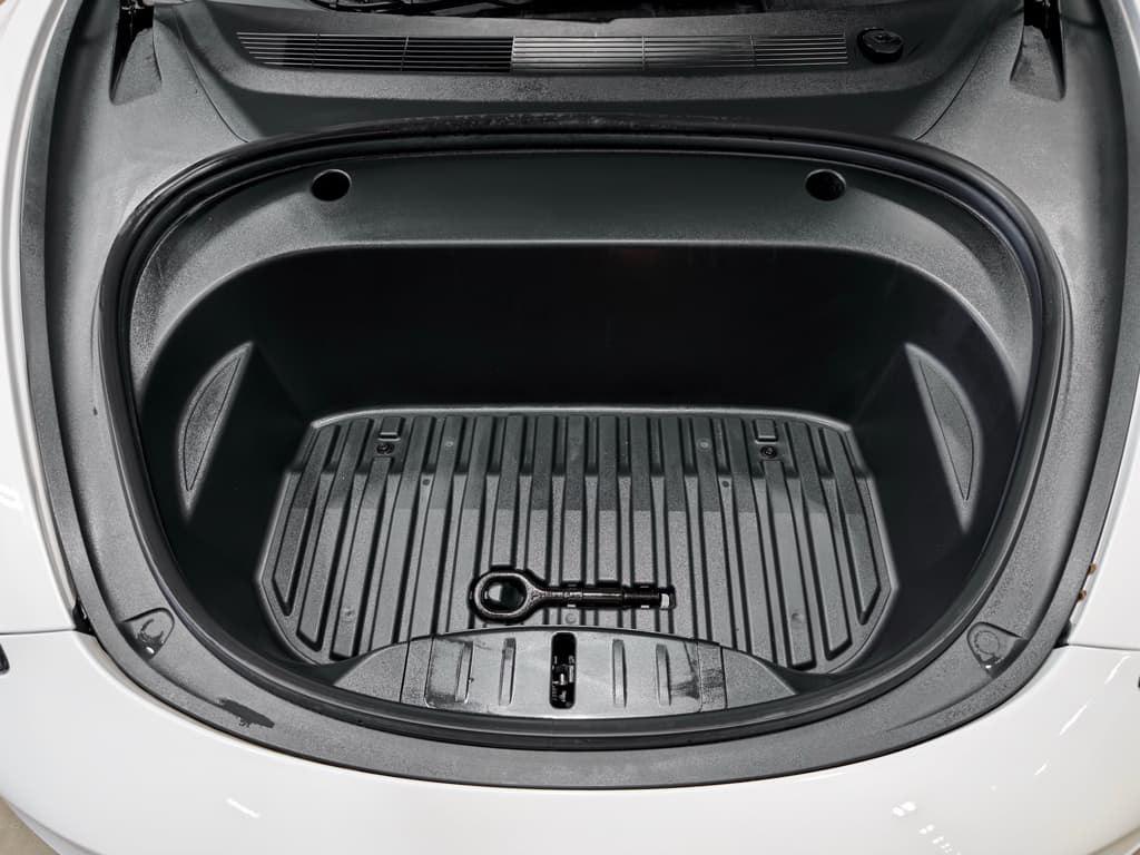 2021 Tesla Model 3 view 24