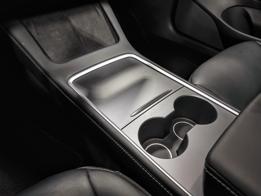 2021 Tesla Model 3 view 17