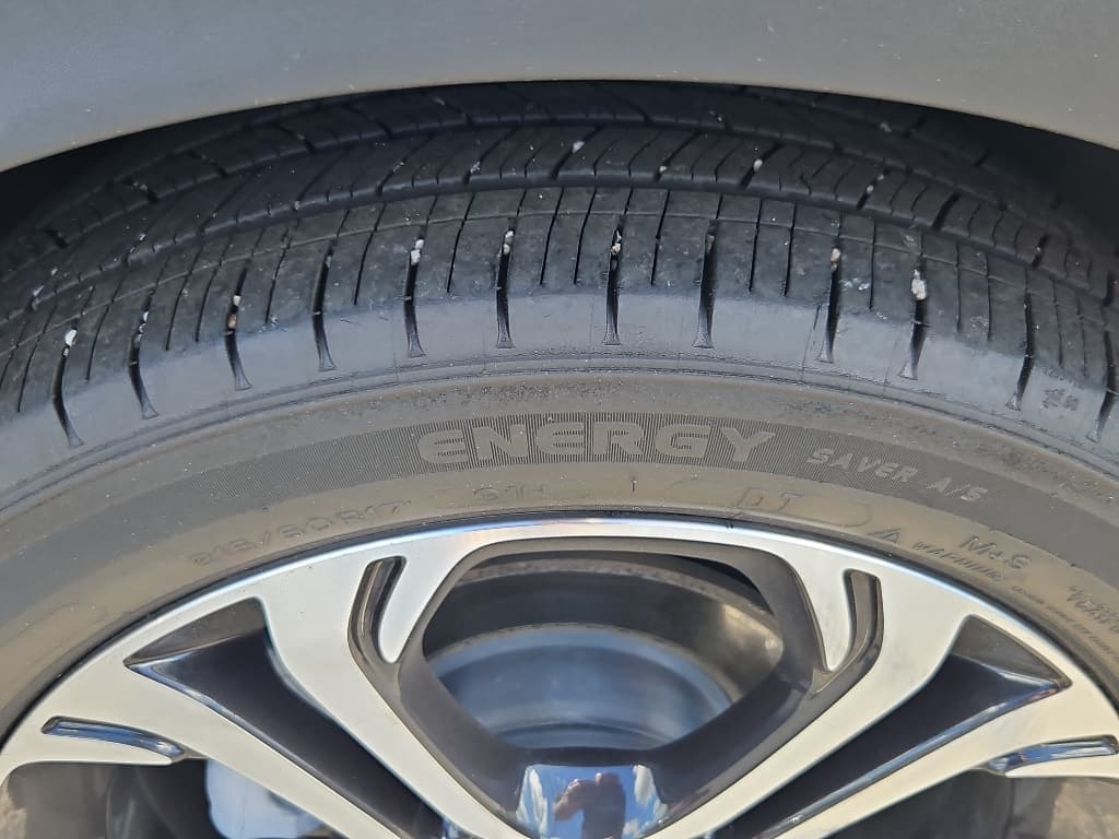 2021 Chevrolet Bolt EV view 32