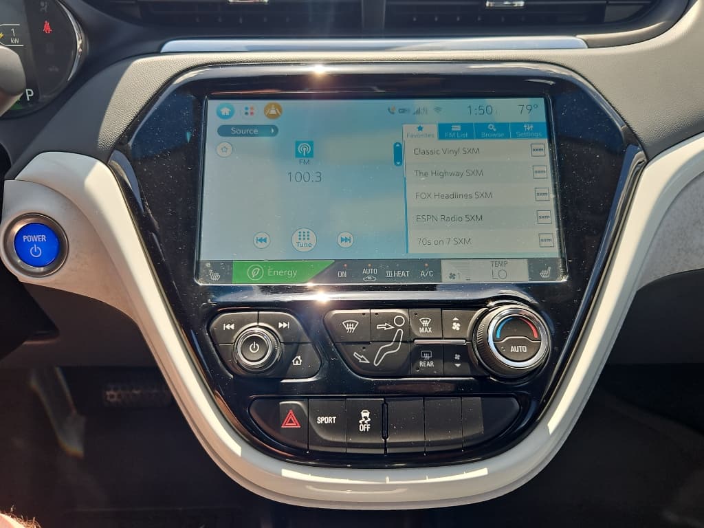 2021 Chevrolet Bolt EV view 13