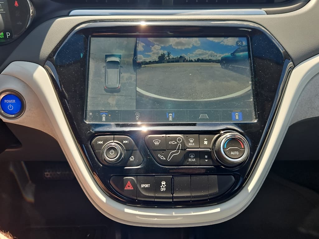 2021 Chevrolet Bolt EV view 14