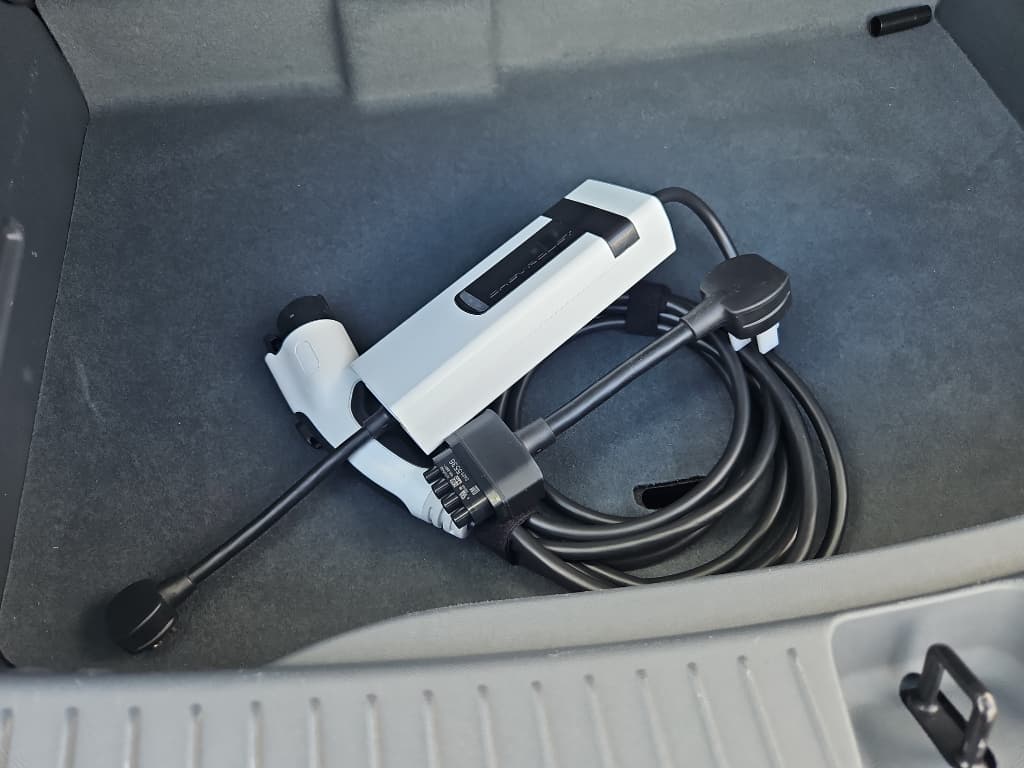 2021 Chevrolet Bolt EV view 6