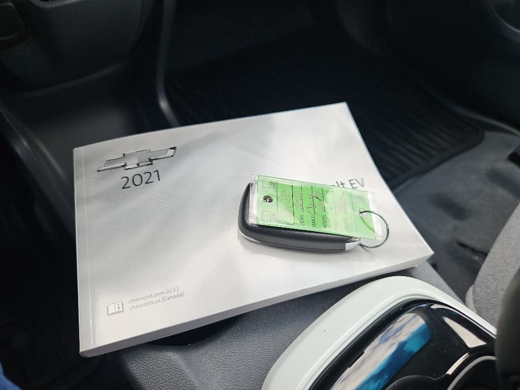2021 Chevrolet Bolt EV view 15