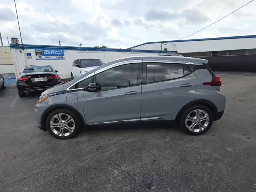 2021 Chevrolet Bolt EV view 2