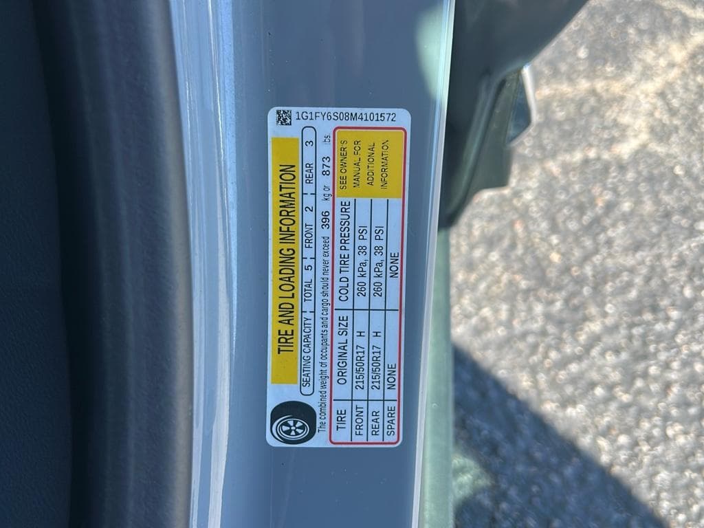 2021 Chevrolet Bolt EV view 20