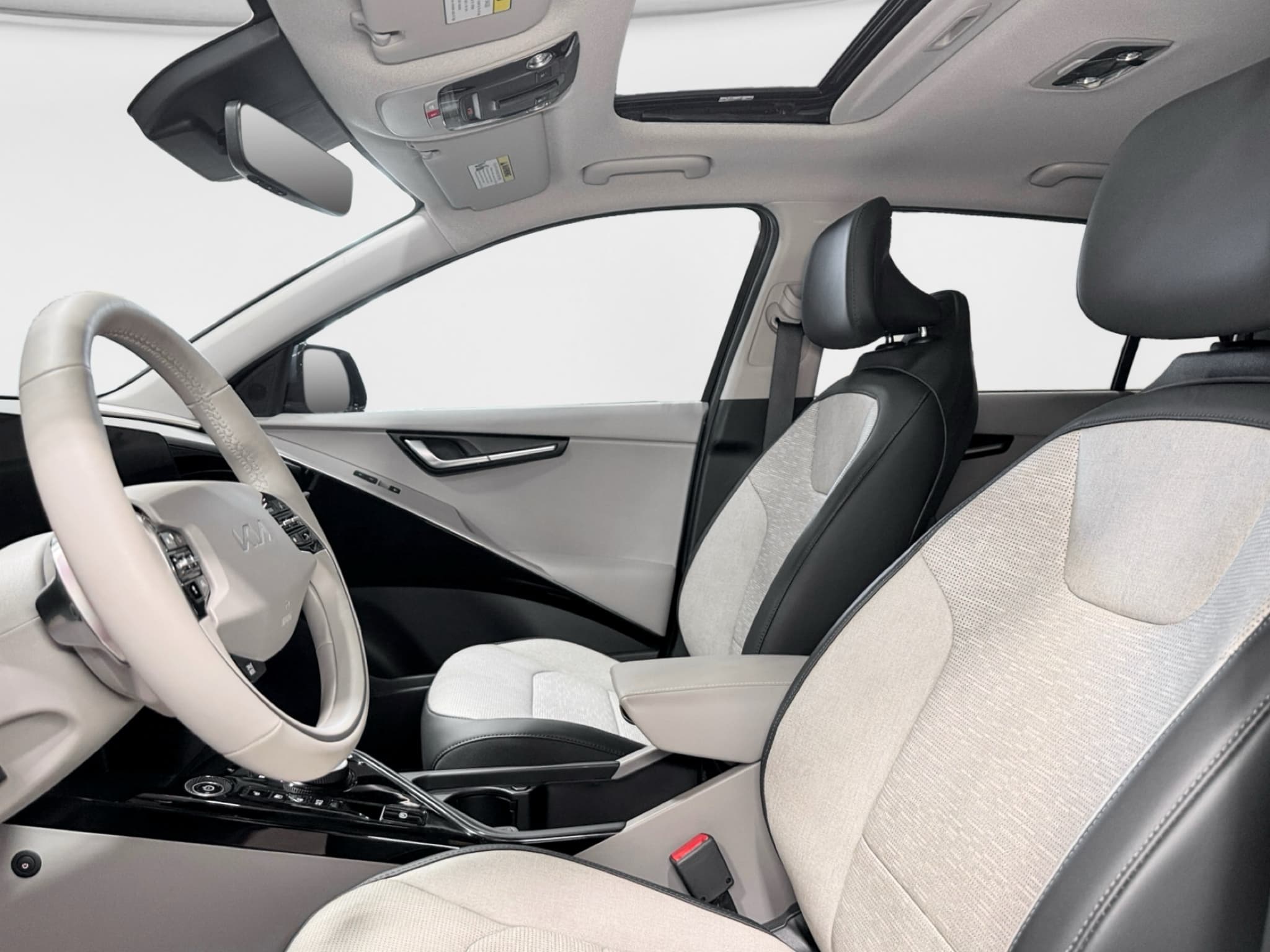 2024 Kia Niro EV view 17