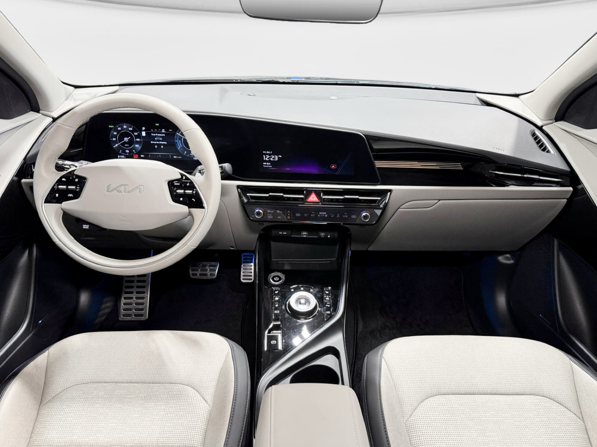 2024 Kia Niro EV view 16